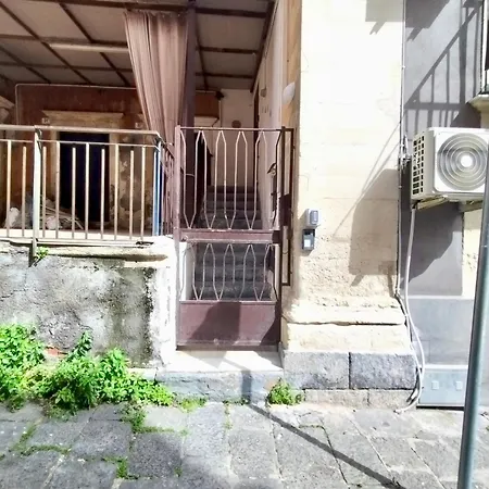 La Tricora Big House بيت للعطل *