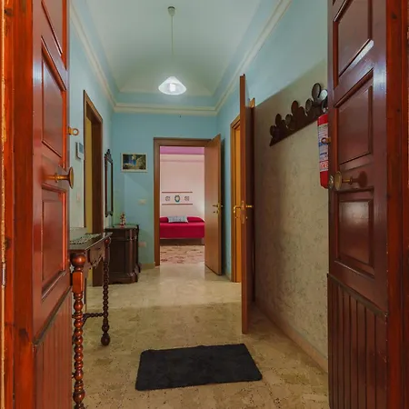 La Tricora Big House * كاتانيا