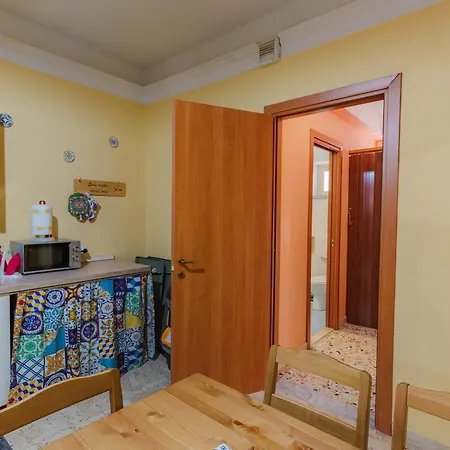 La Tricora Big House