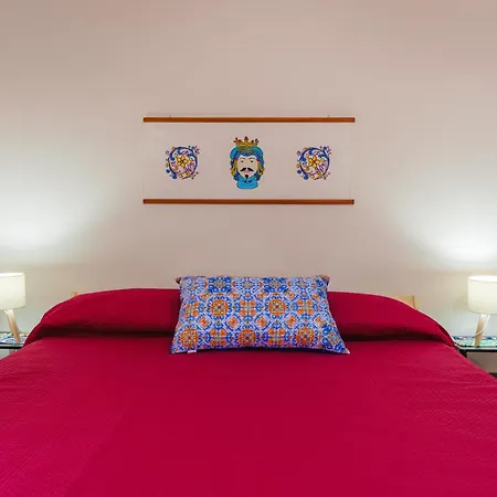 La Tricora Big House بيت للعطل كاتانيا