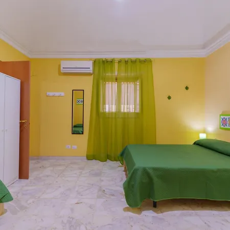 La Tricora Big House بيت للعطل كاتانيا